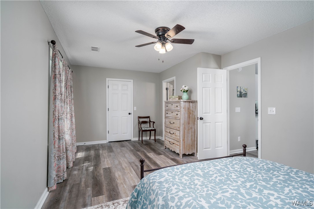 1031 Mockingbird Lane
