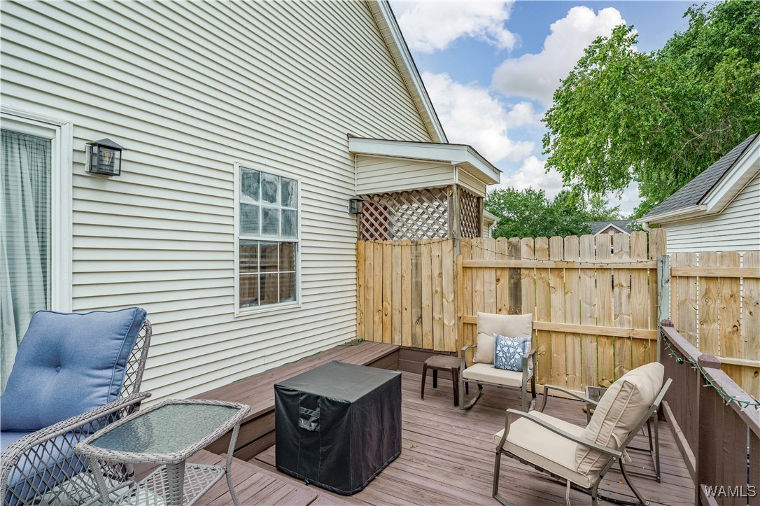 1031 Mockingbird Lane