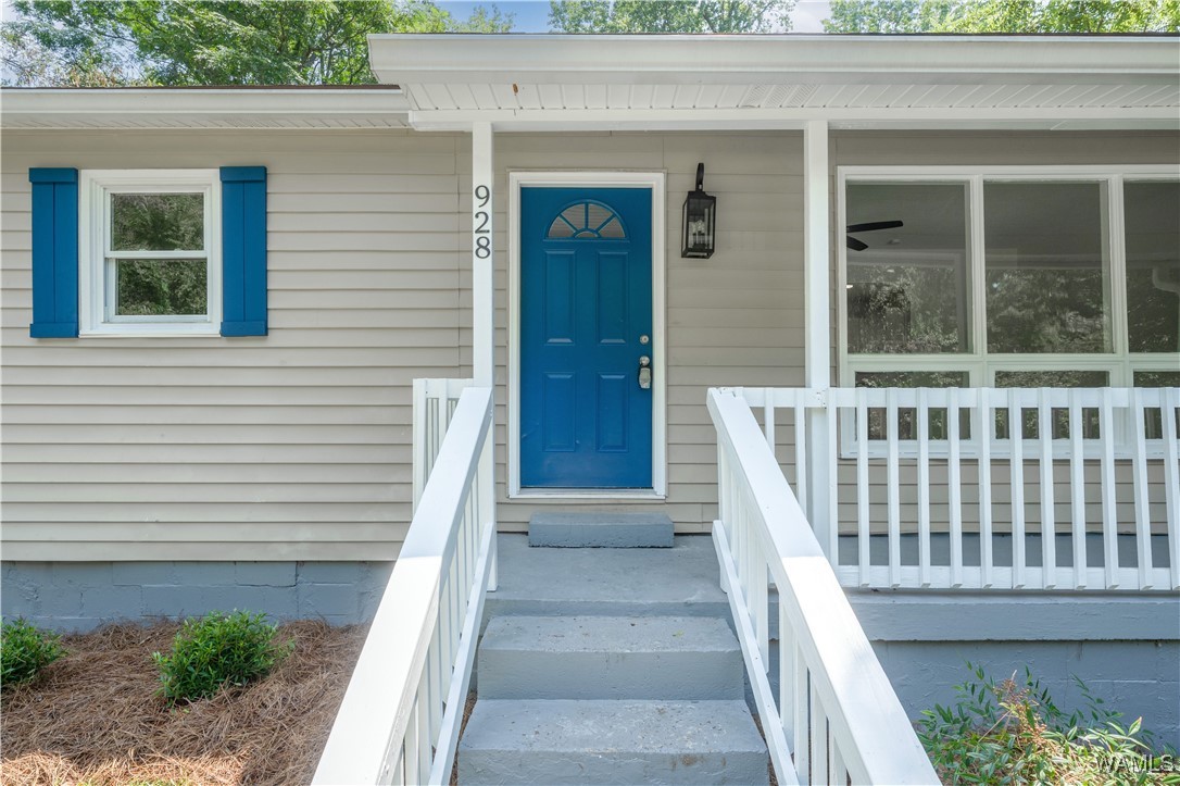 928 Saint Paul Drive
