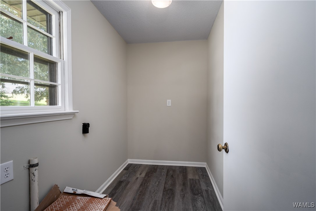 11095 Longbow Drive