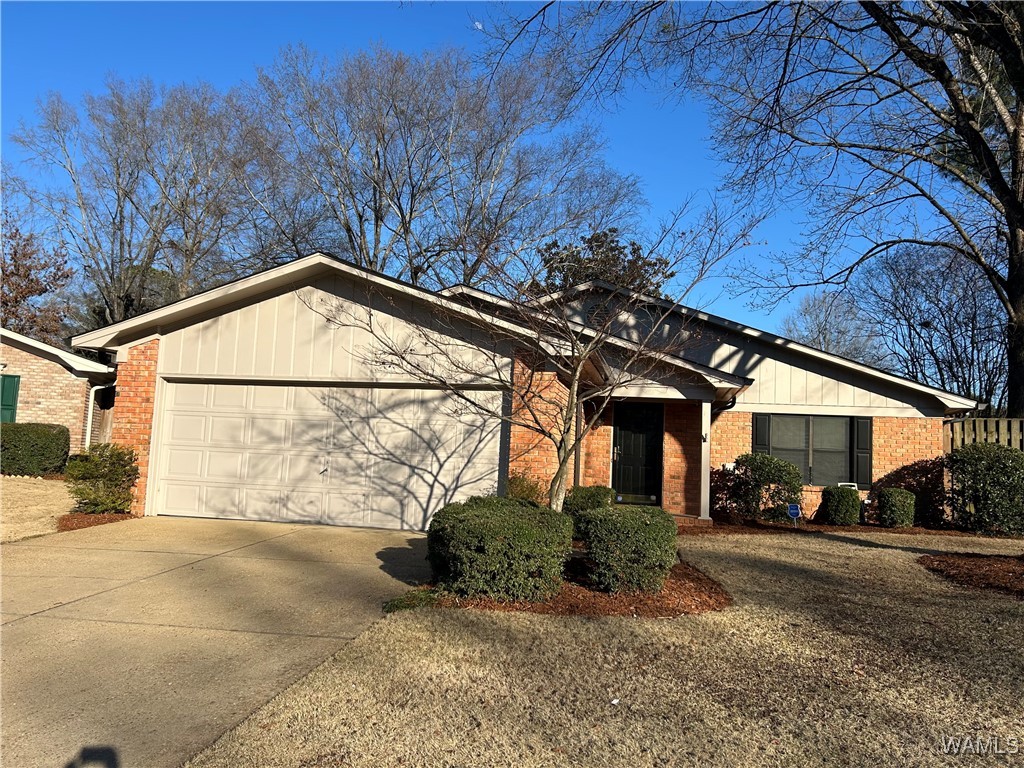 1601 Hollow Lane
