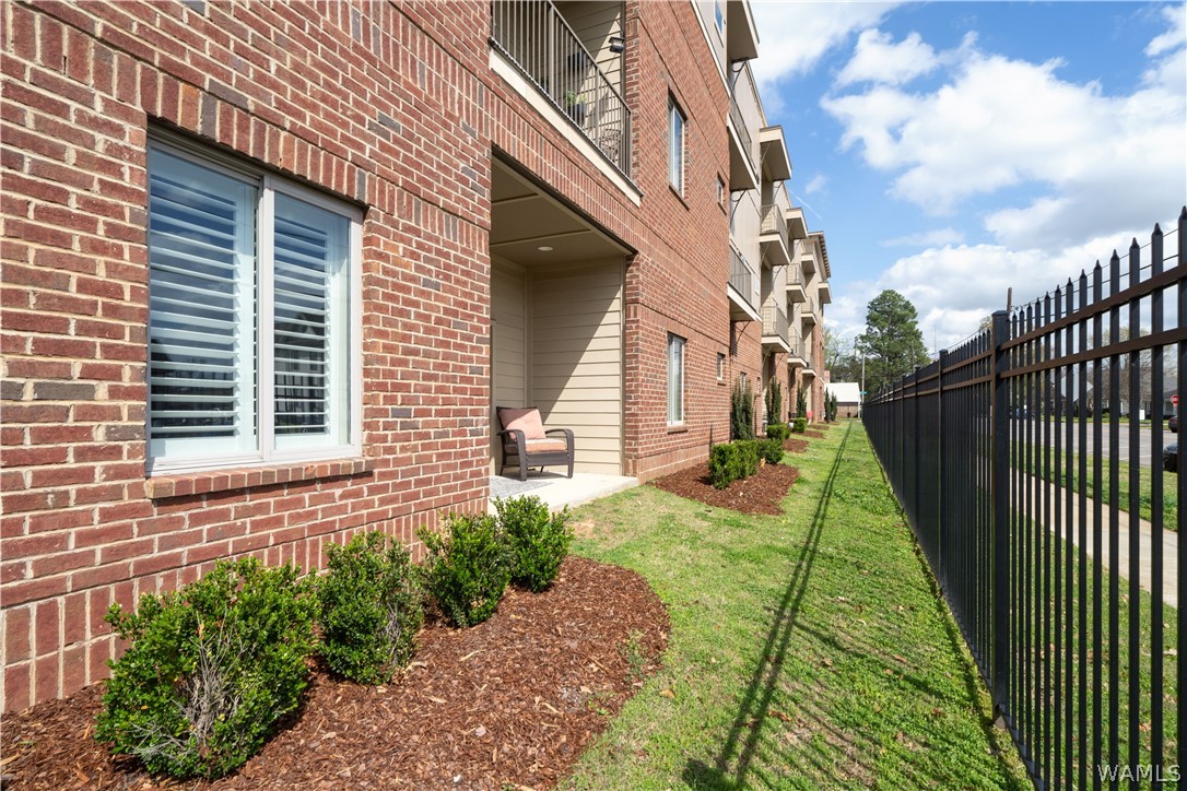 2708 7th Street Unit: 101