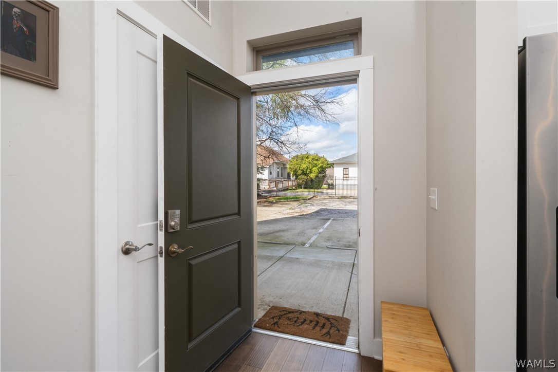 2708 7th Street Unit: 101