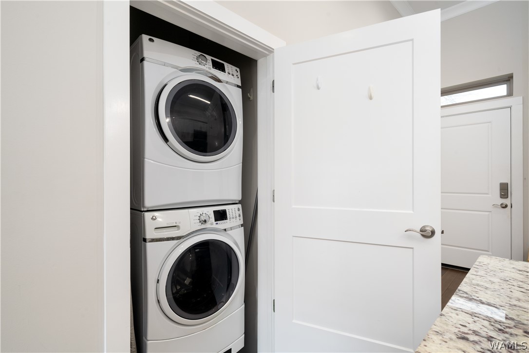 2708 7th Street Unit: 101