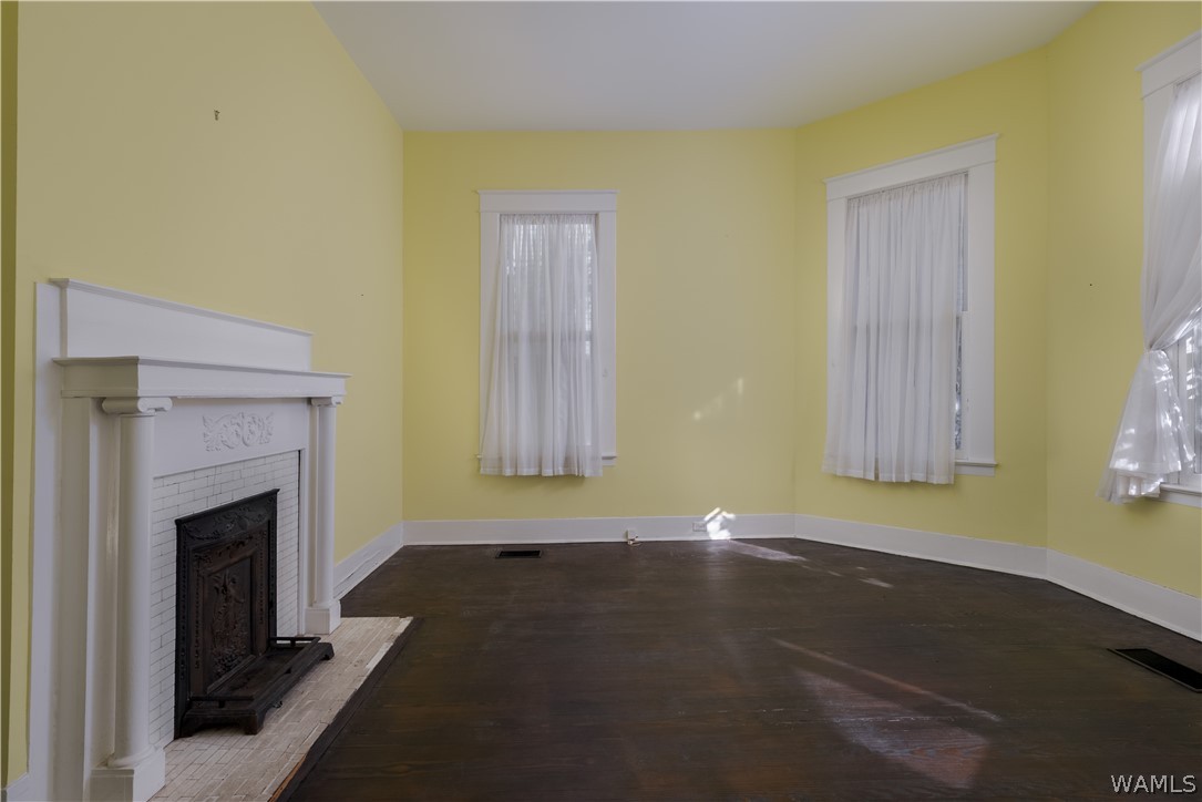 818 Queen City Avenue