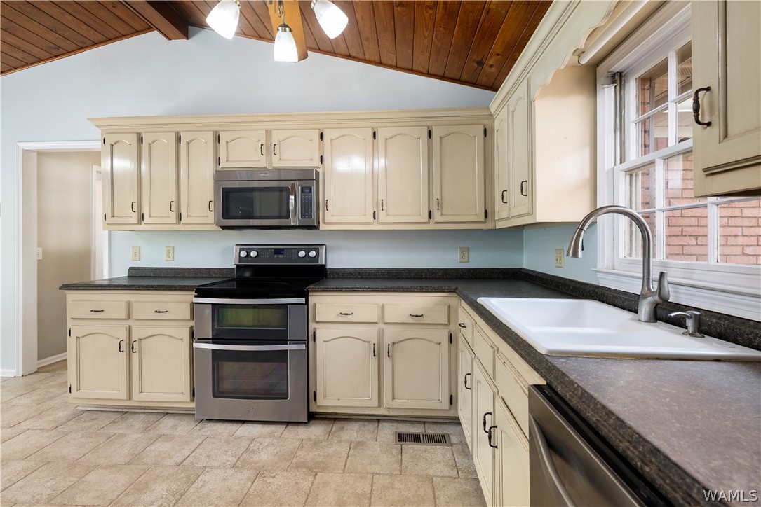 519 Stone River Road