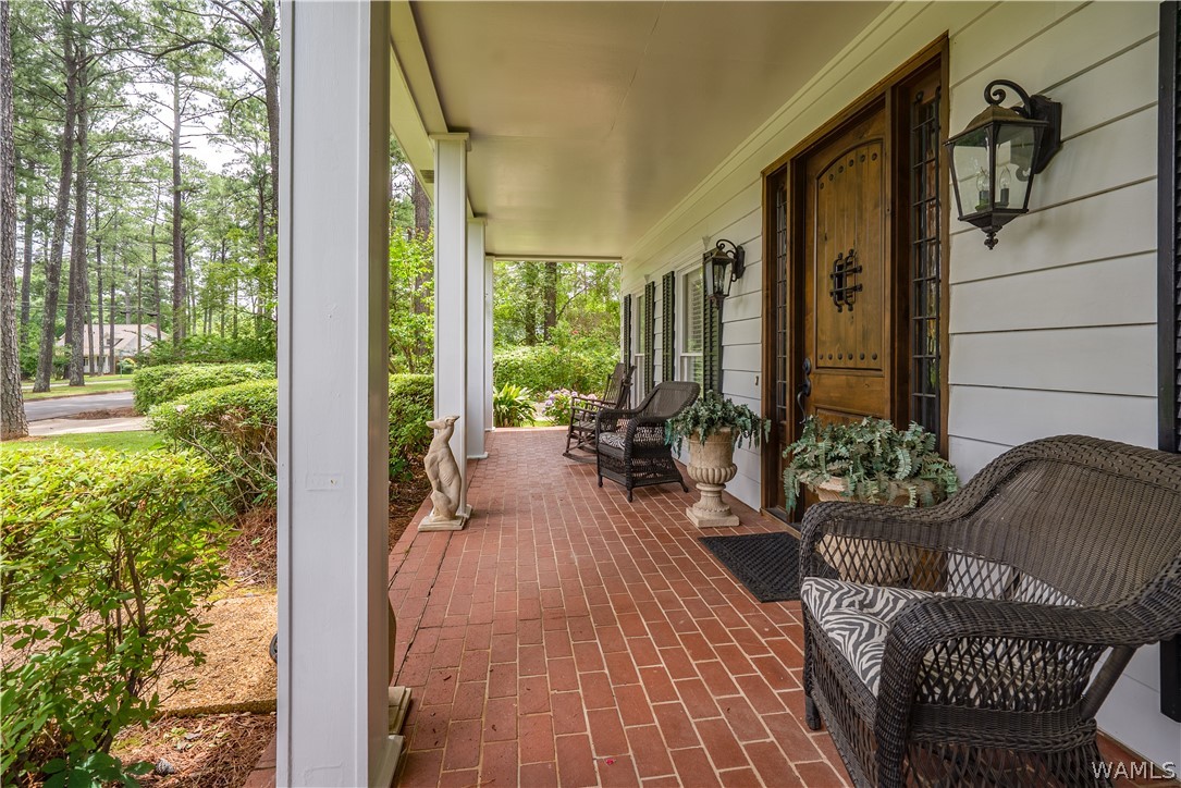 2400 Yorktown Drive
