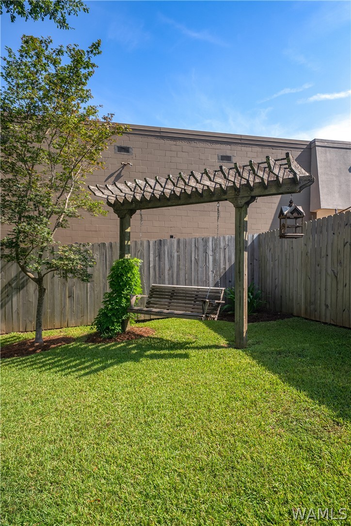2804 FOREST Brook