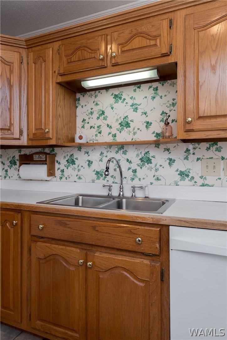 2804 FOREST Brook