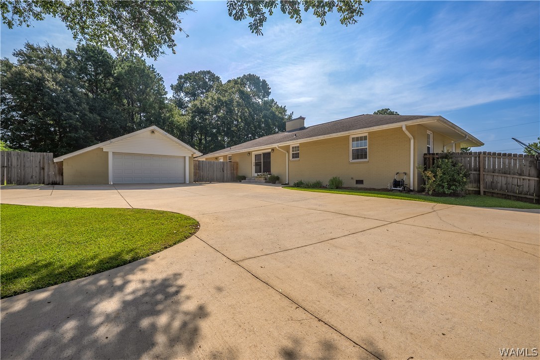 2804 FOREST Brook