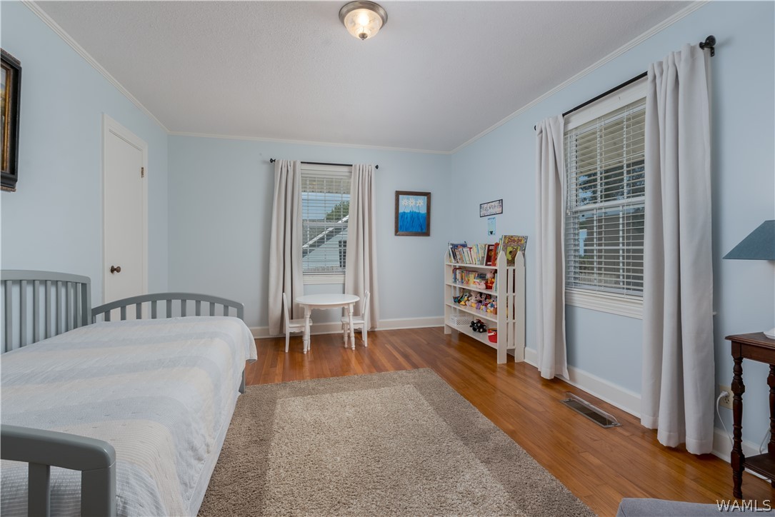 2804 FOREST Brook