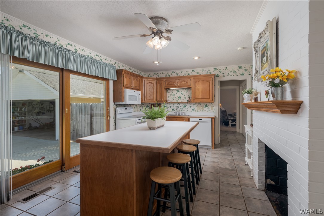 2804 FOREST Brook