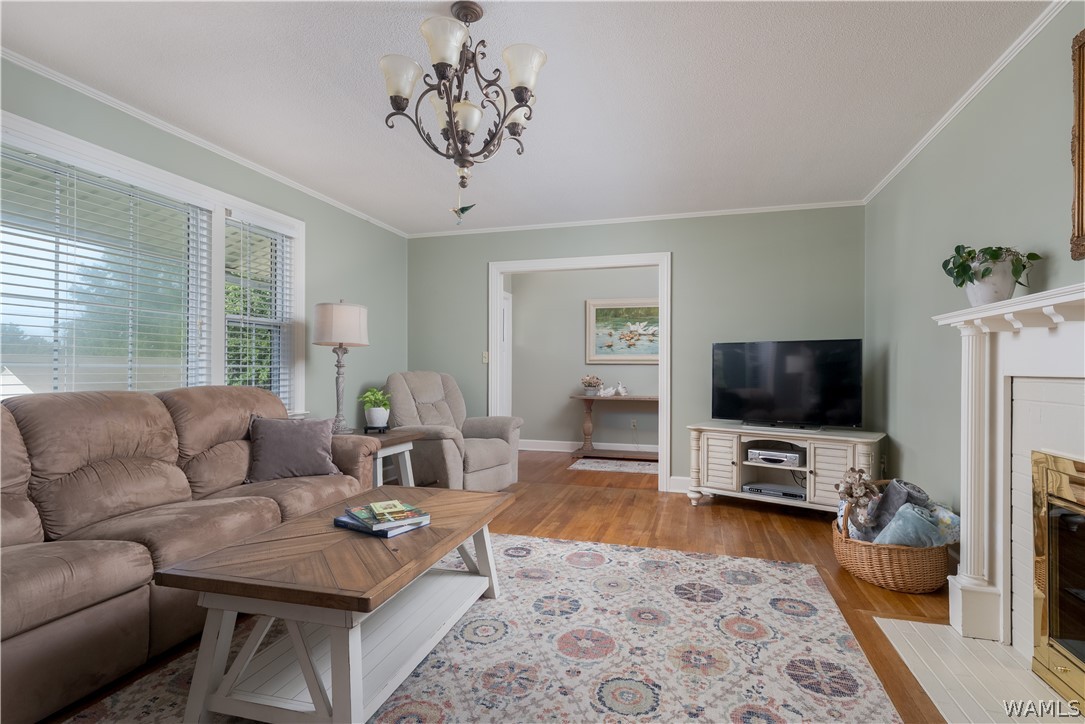 2804 FOREST Brook