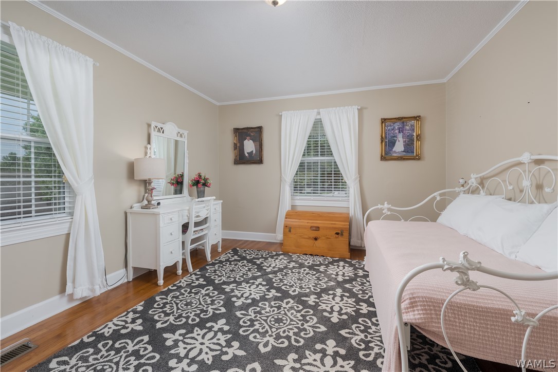 2804 FOREST Brook