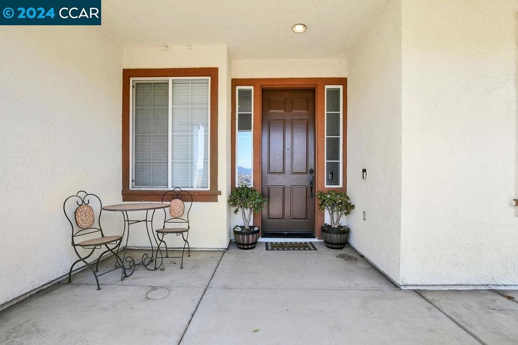 188 E Country Club Dr