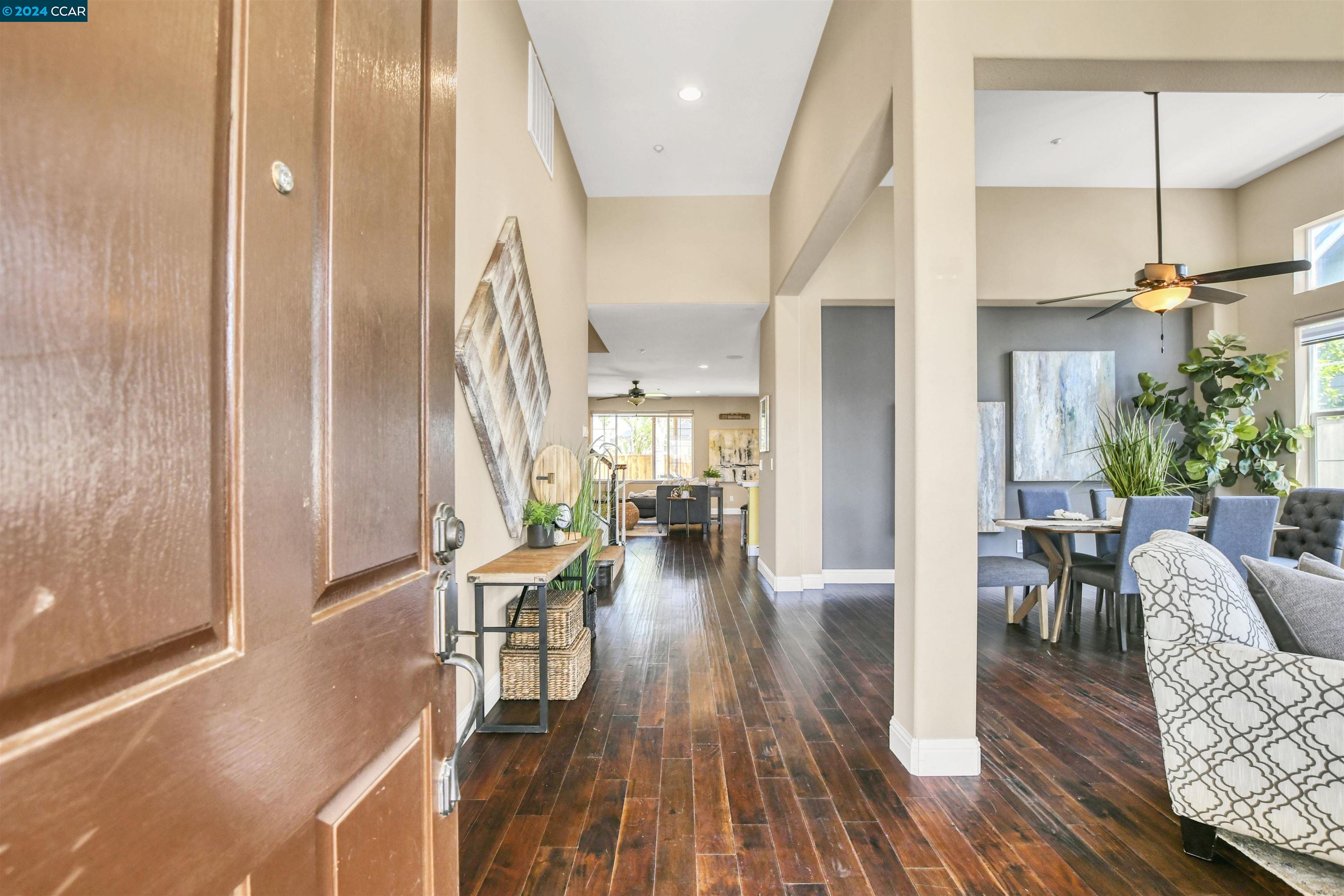 188 E Country Club Dr