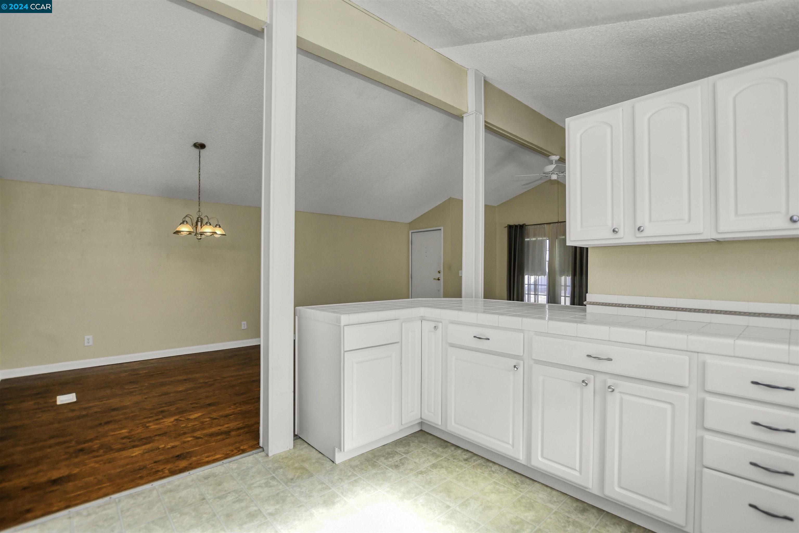 1812 Paris Lane # 68