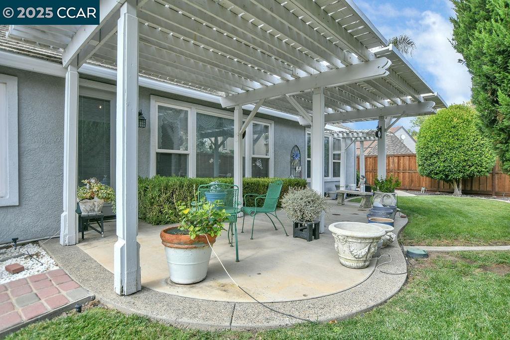 1160 Orchid Dr