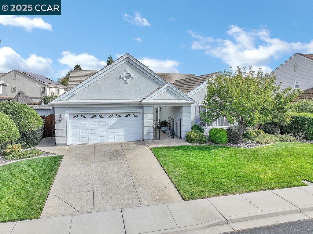 1160 Orchid Dr