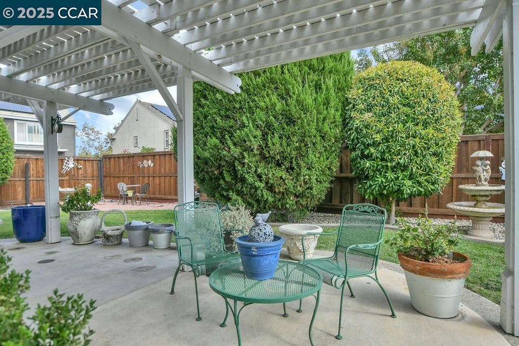 1160 Orchid Dr