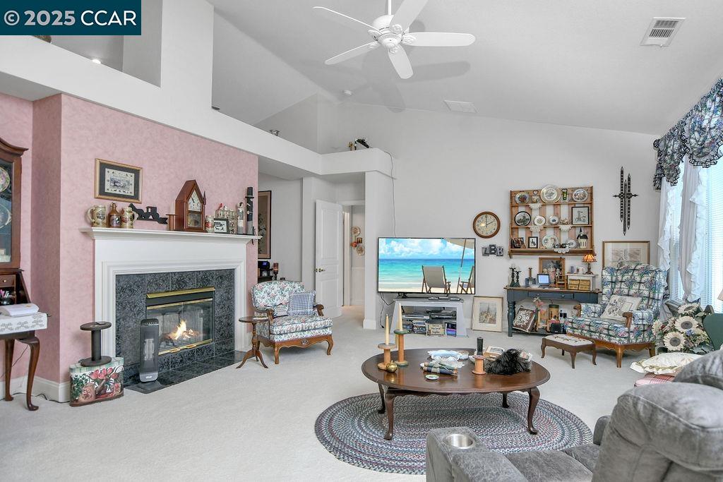 1160 Orchid Dr