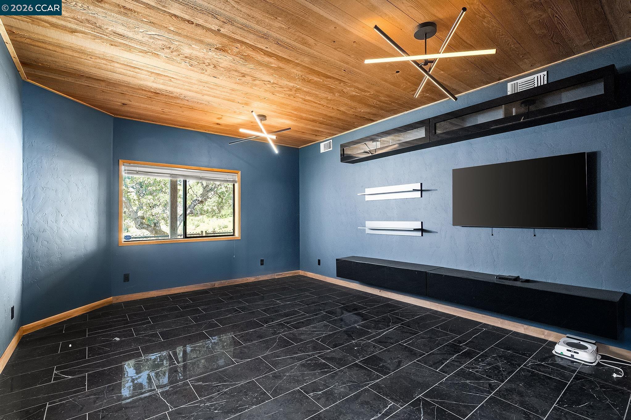 130 Mountain Oak Road