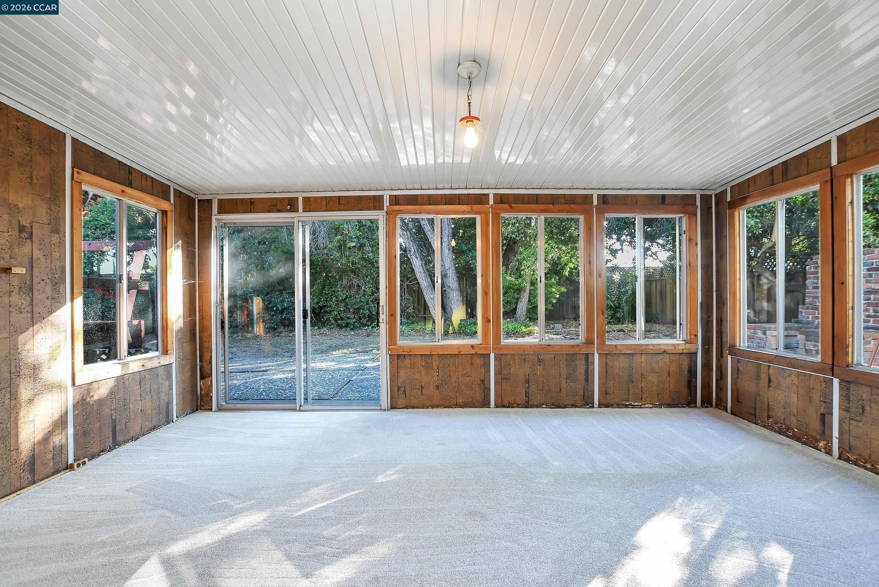 1941 Argonne Dr