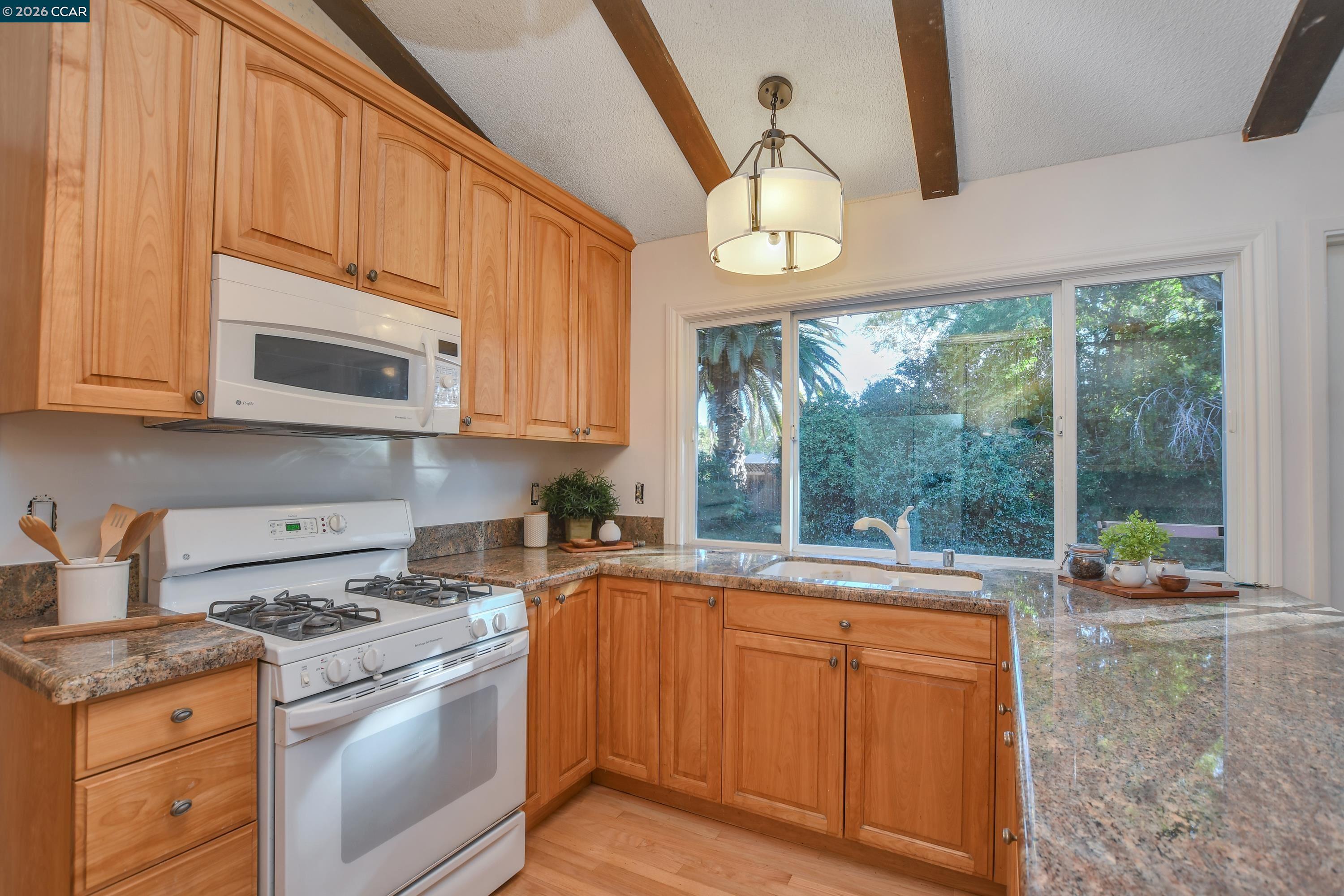 1941 Argonne Dr