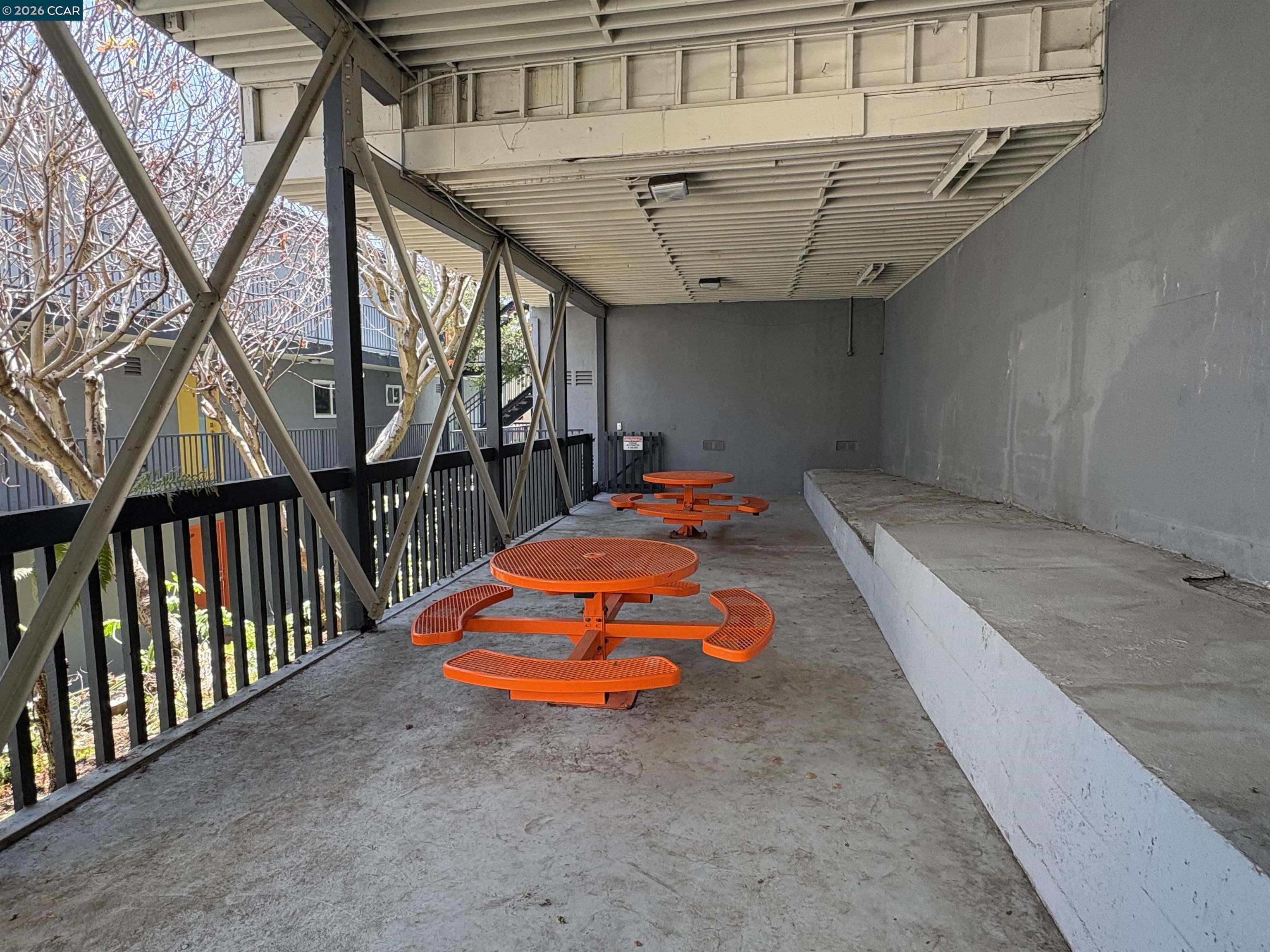 785 Taft Ave # 10