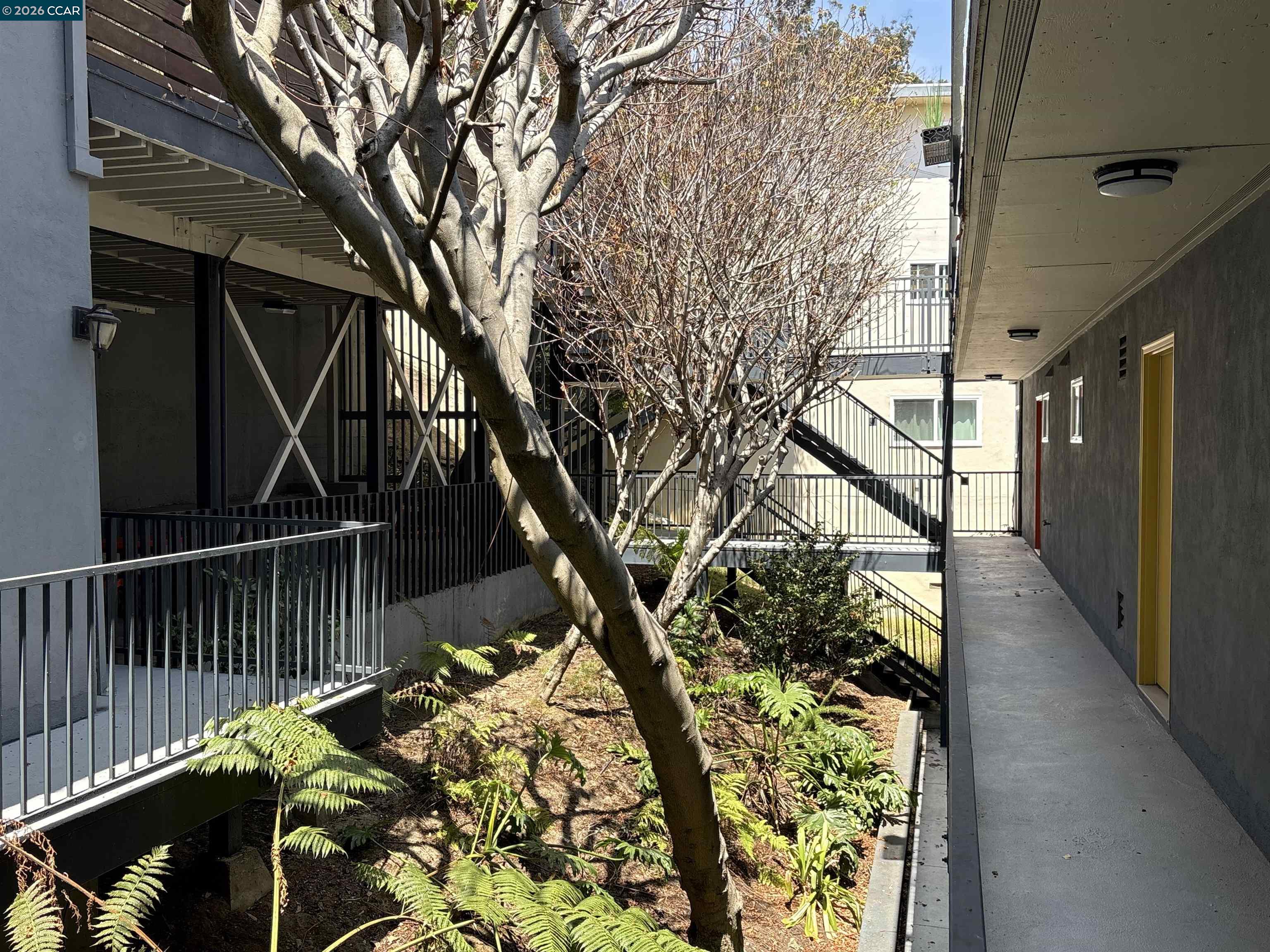785 Taft Ave # 10