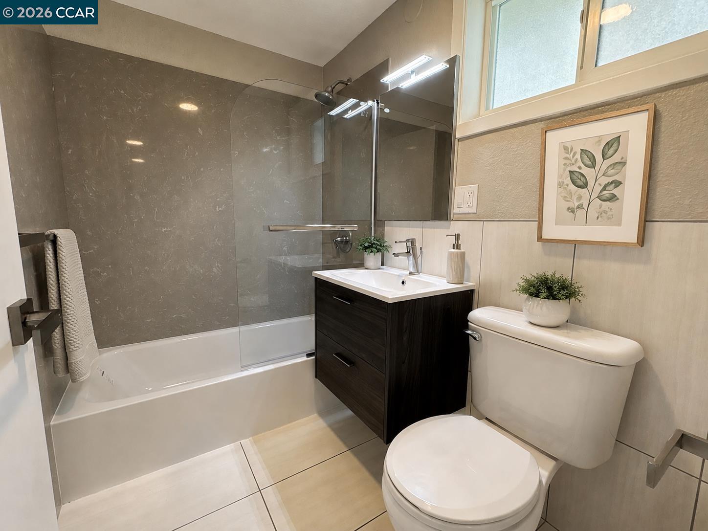 785 Taft Ave # 10