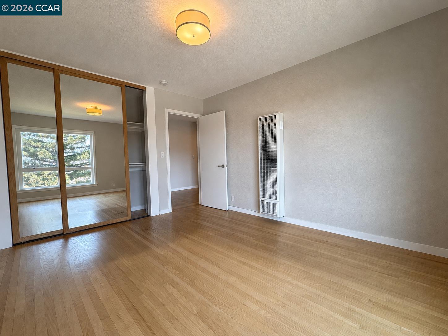 785 Taft Ave # 10