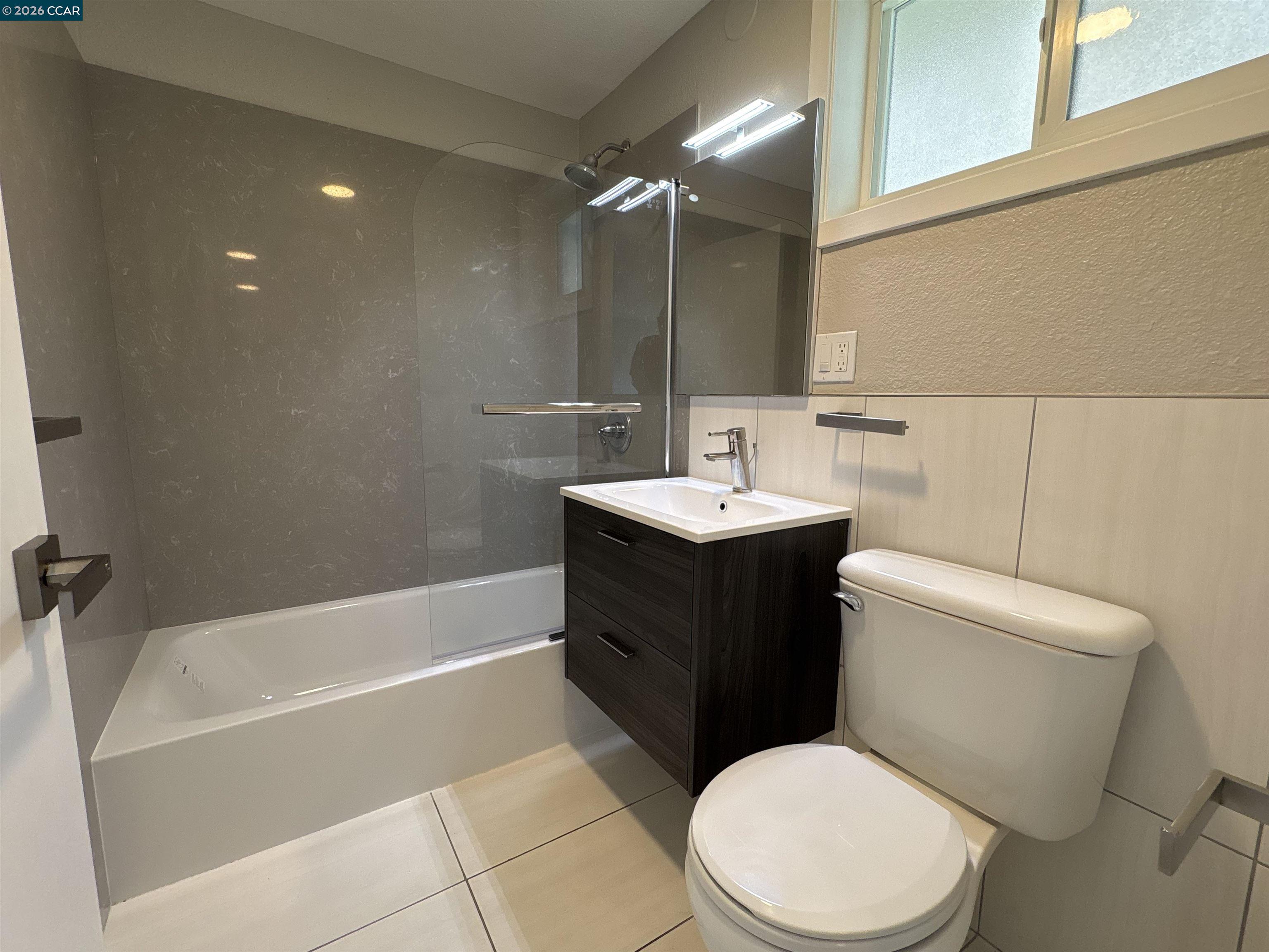 785 Taft Ave # 10