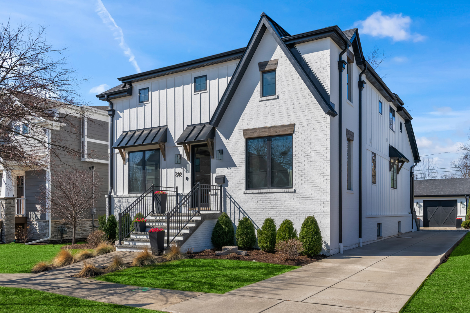 216 S Evergreen Avenue