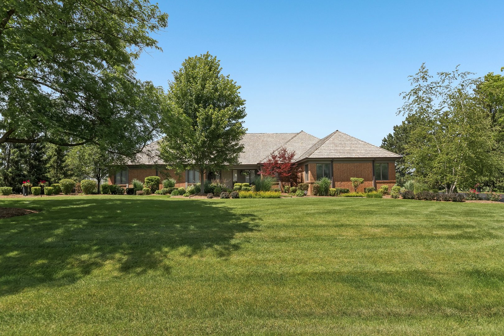 1960 Abbotsford Drive