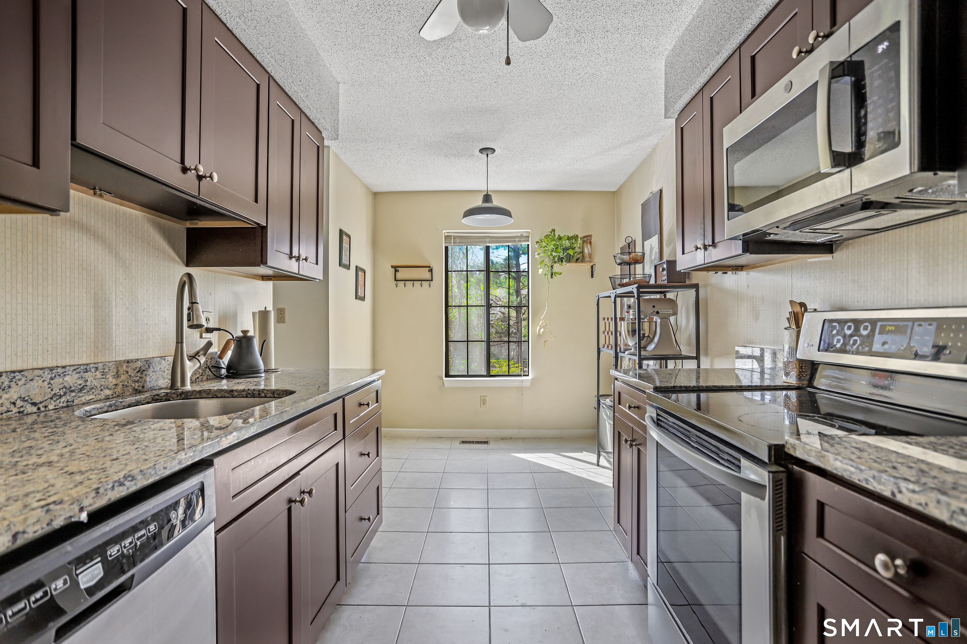 365 Mather Street 38