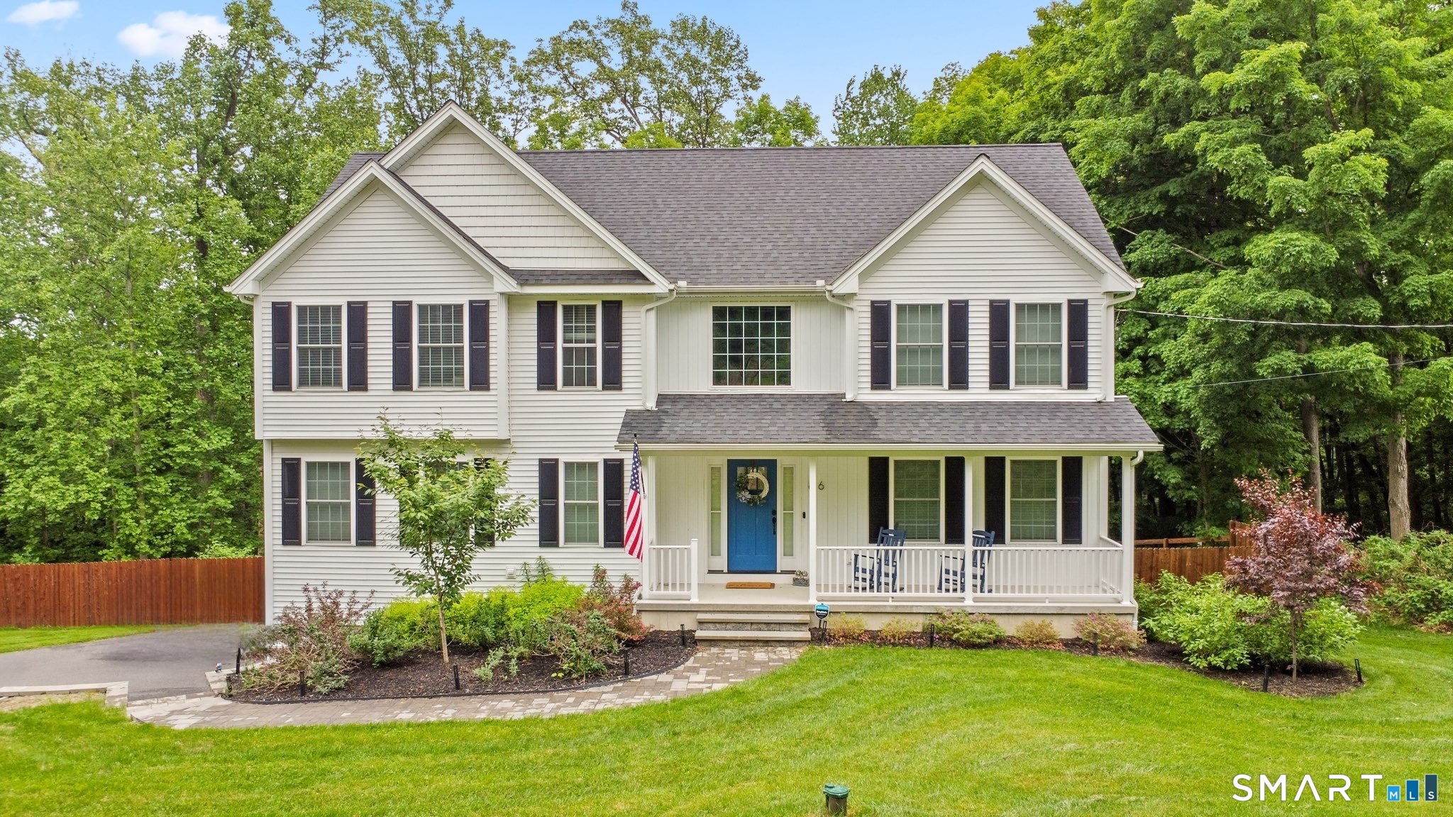 86 Summit Road