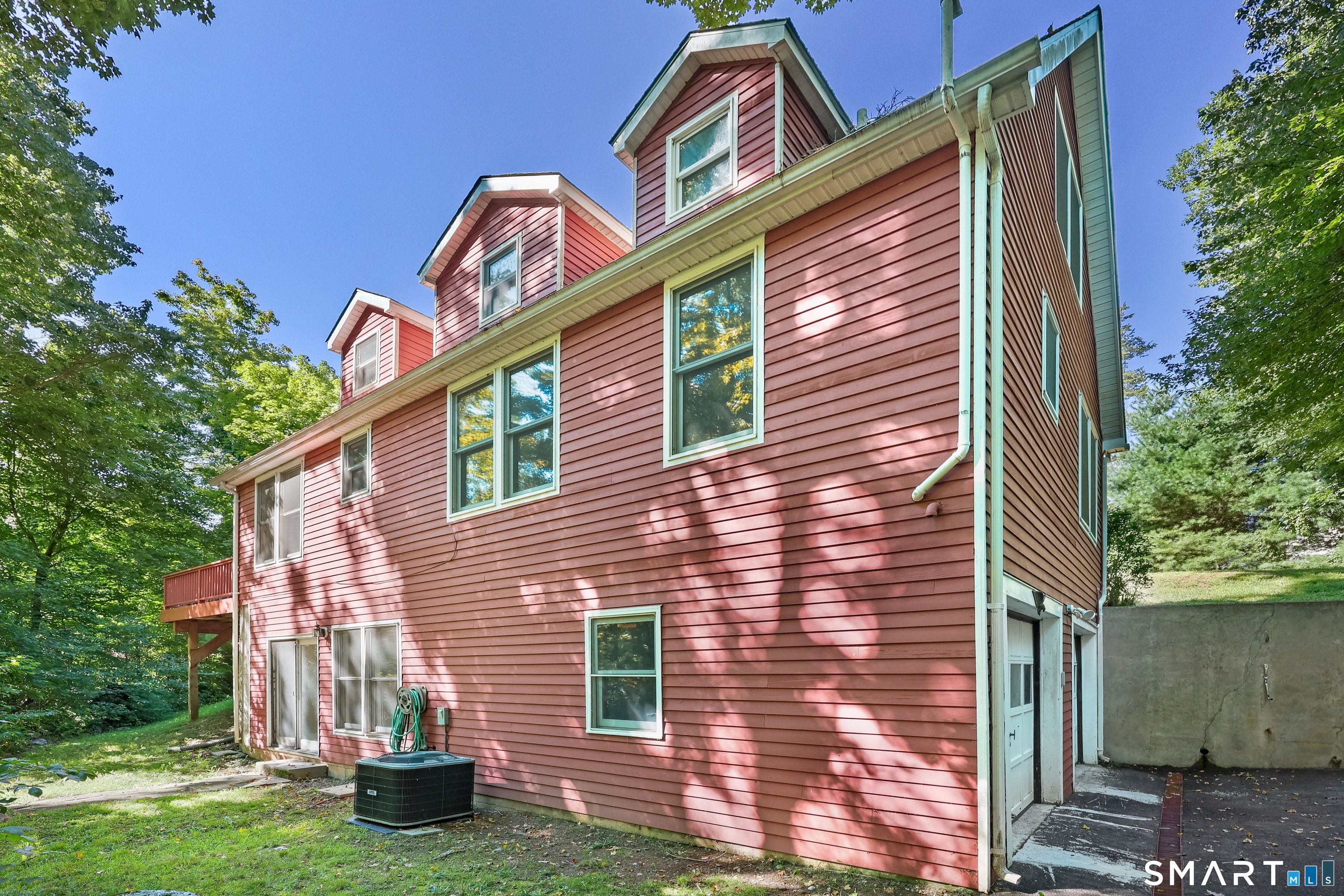 61 Rolling Green Road