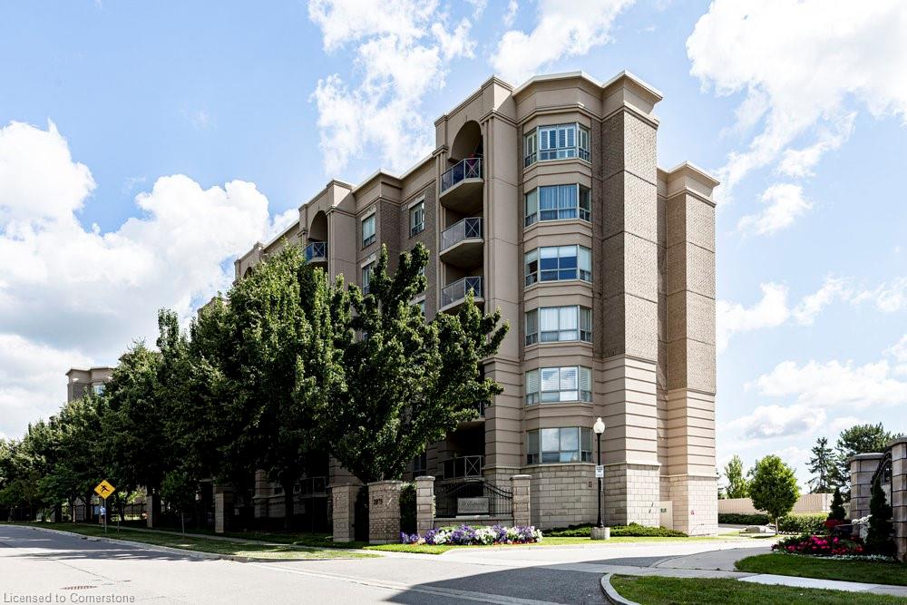212-2075 Amherst Heights Drive Unit: 212