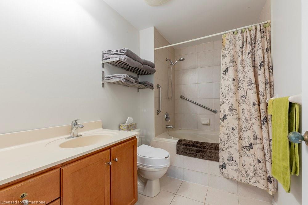 212-2075 Amherst Heights Drive Unit: 212