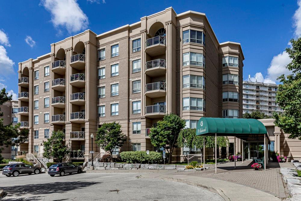212-2075 Amherst Heights Drive Unit: 212