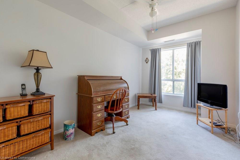 212-2075 Amherst Heights Drive Unit: 212
