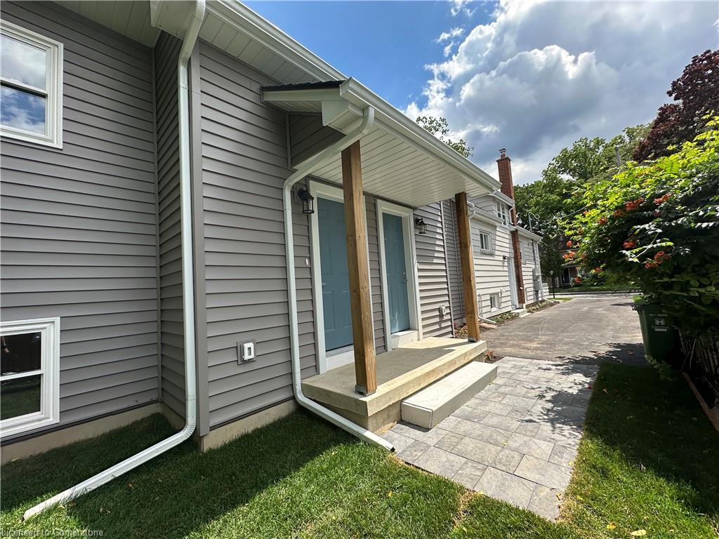 2-38 Viewpoint Avenue Unit: 2