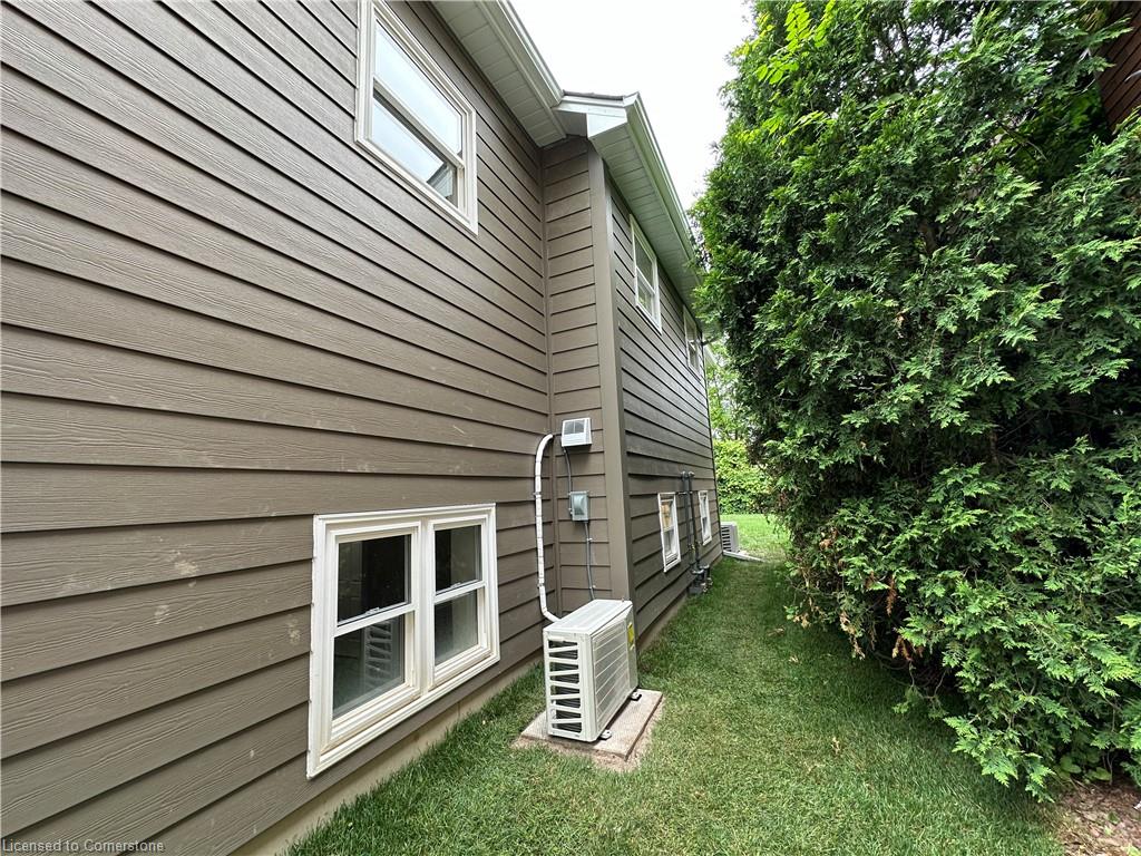 2-38 Viewpoint Avenue Unit: 2