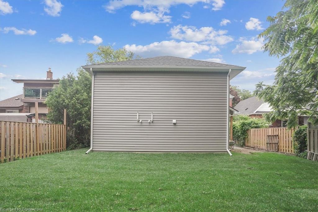 1-38 Viewpoint Avenue Unit: 1