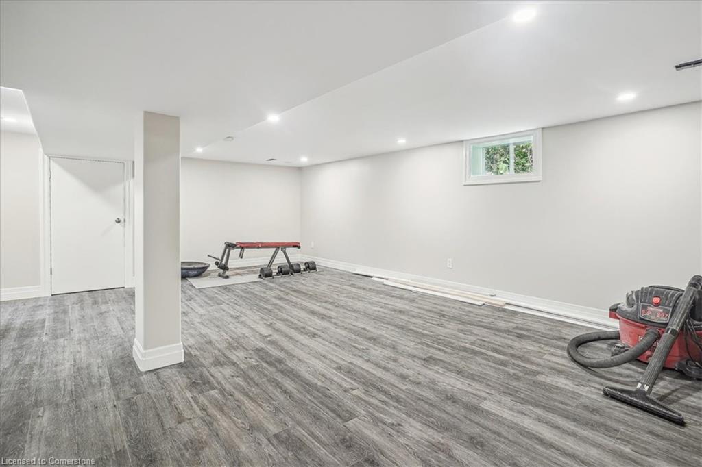 1-38 Viewpoint Avenue Unit: 1
