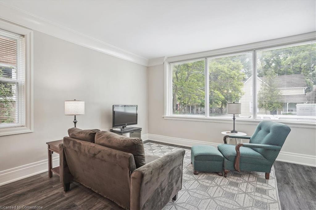 1-38 Viewpoint Avenue Unit: 1