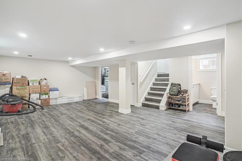 1-38 Viewpoint Avenue Unit: 1
