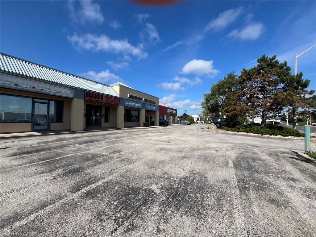 4-790 Guelph Line Unit: 4