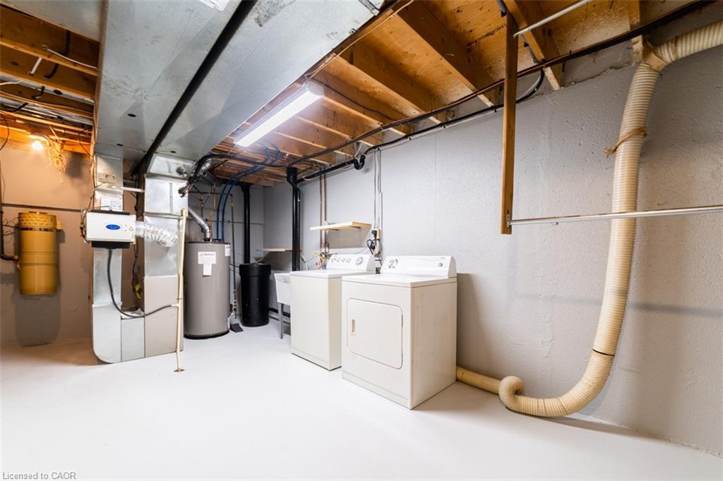 2-1011 White Oak Drive Unit: 2